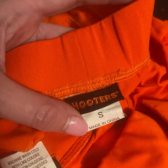 Hooters shorts - Picture 4 of 4